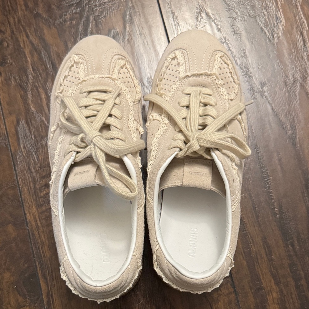 ALOHAS TB.490 Crochet Cream Leather Sneakers (no lace laces)